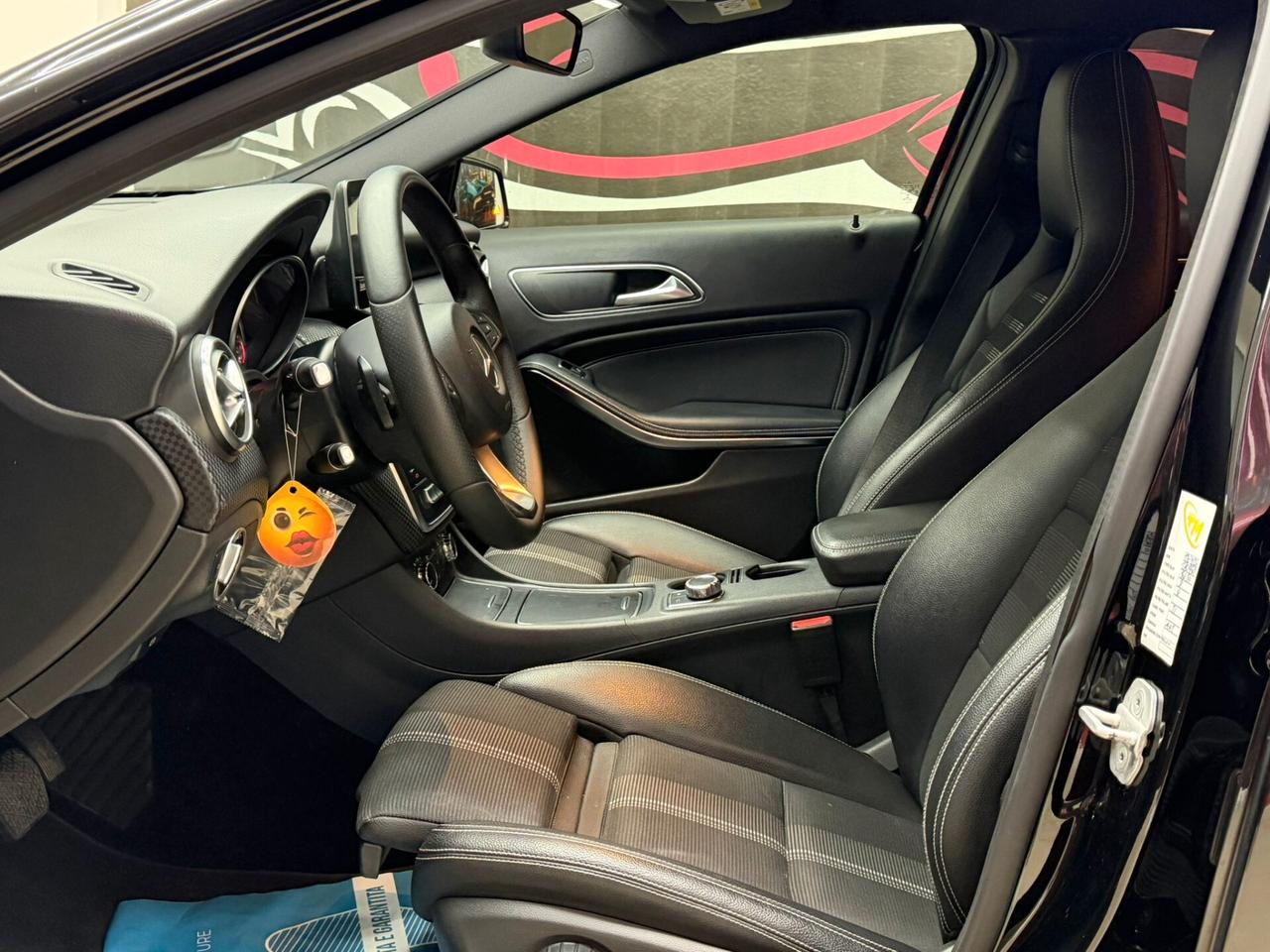 Mercedes-benz A 200 d Premium