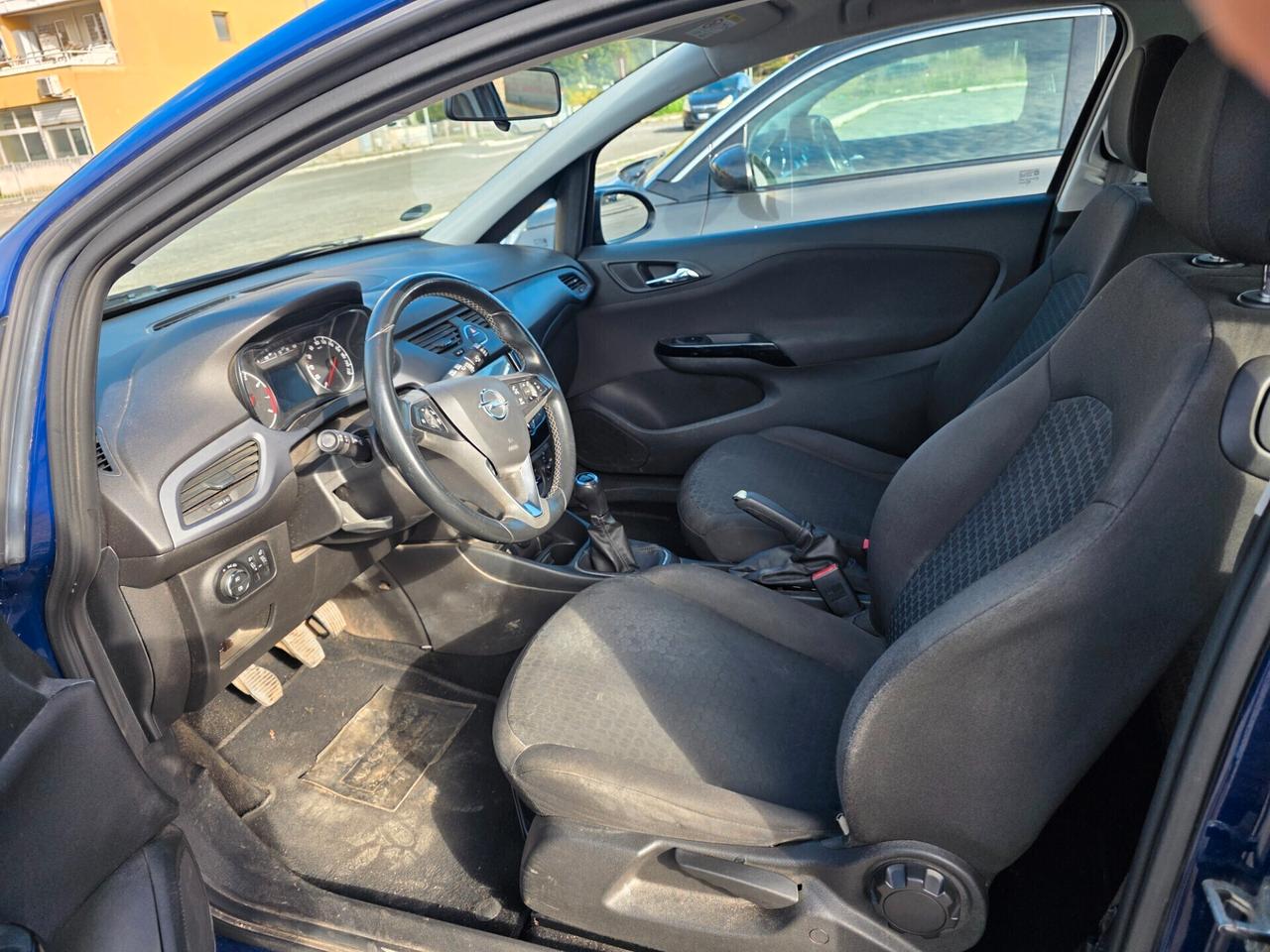 Opel Corsa 1.2 Coupe