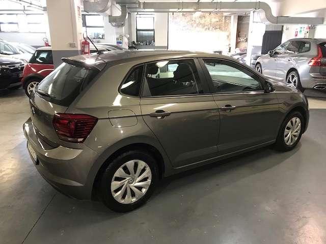 Volkswagen Polo Polo VI 2017 5p 1.0 mpi Trendline 65cv
