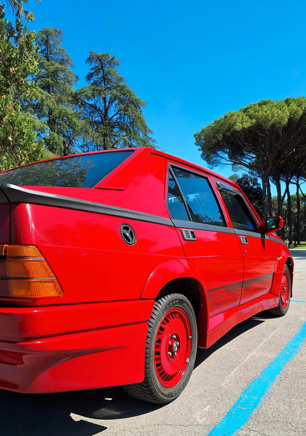 Alfa Romeo 75 TURBO EVOLUZIONE - N 303 di 500