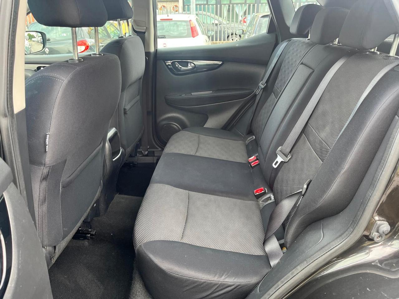 Nissan Qashqai 1.5 dCi