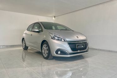 Peugeot 208 BlueHDi 75 5 porte NEOPATENTATI