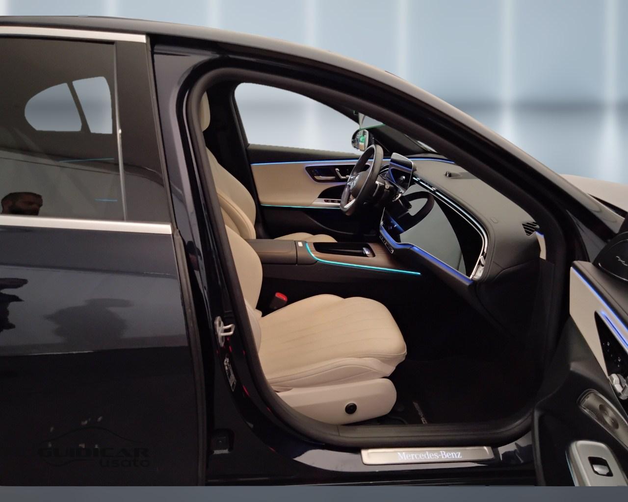 Mercedes-Benz Classe E- W214 Berlina - E 220 d AMG Line Premium auto