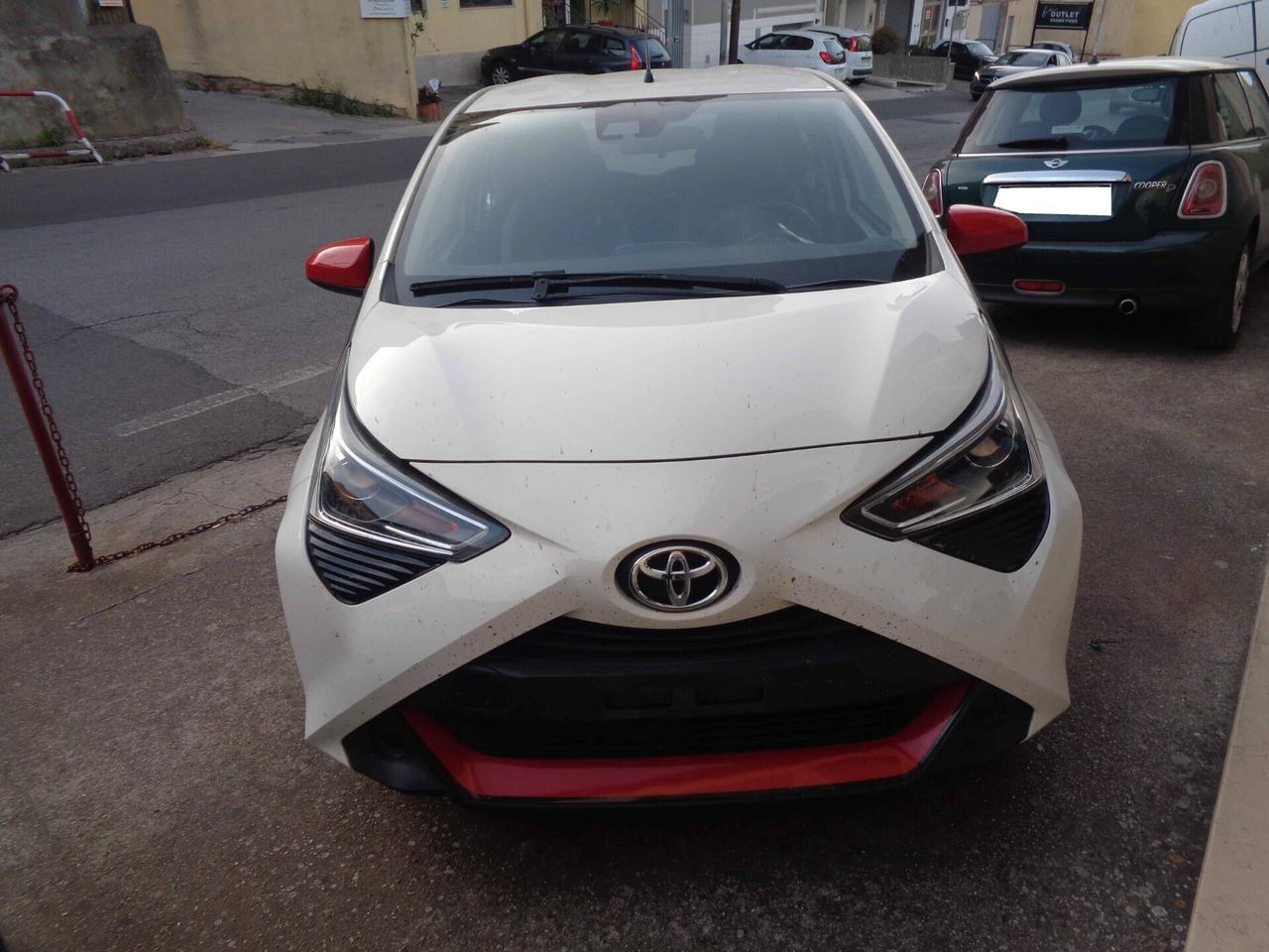 Toyota Aygo Connect 1.0 VVT-i 72 CV x-wave (Finanziabile)