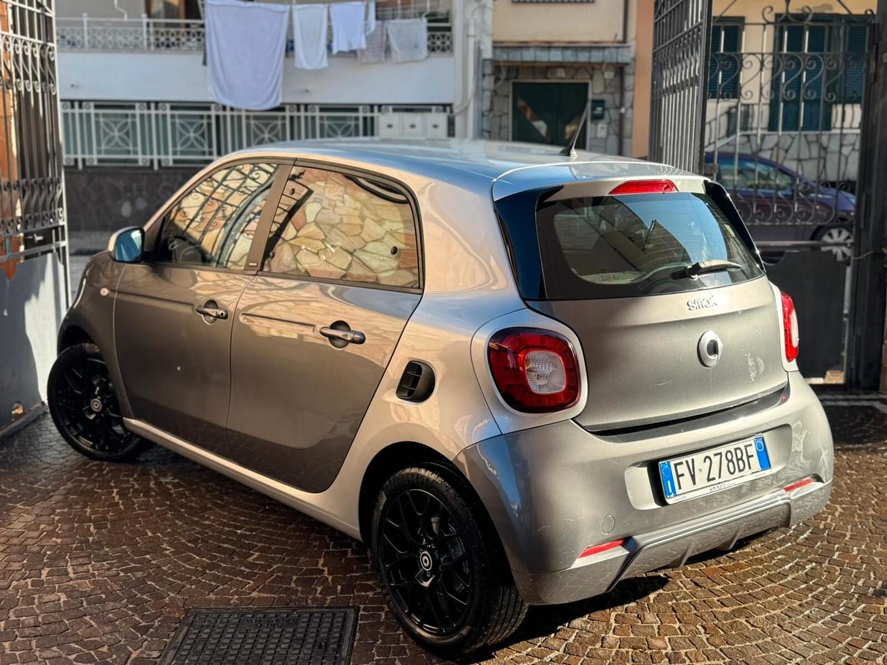 Smart ForFour 90 0.9 Turbo twinamic Brabus Style