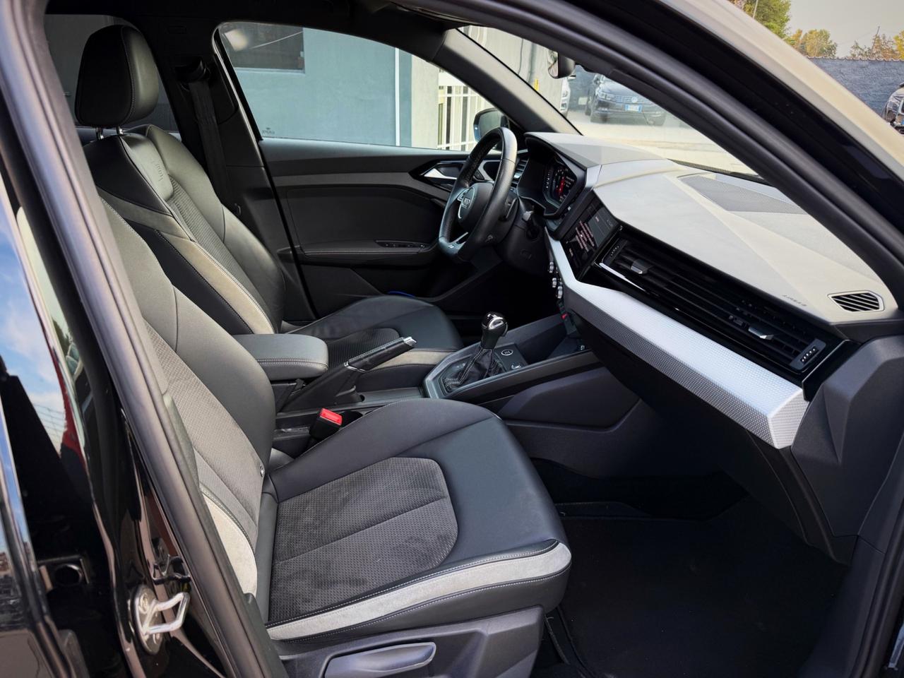 Audi A1 SPB 40 TFSI S tronic Identity Black Garanzia 12 Mesi