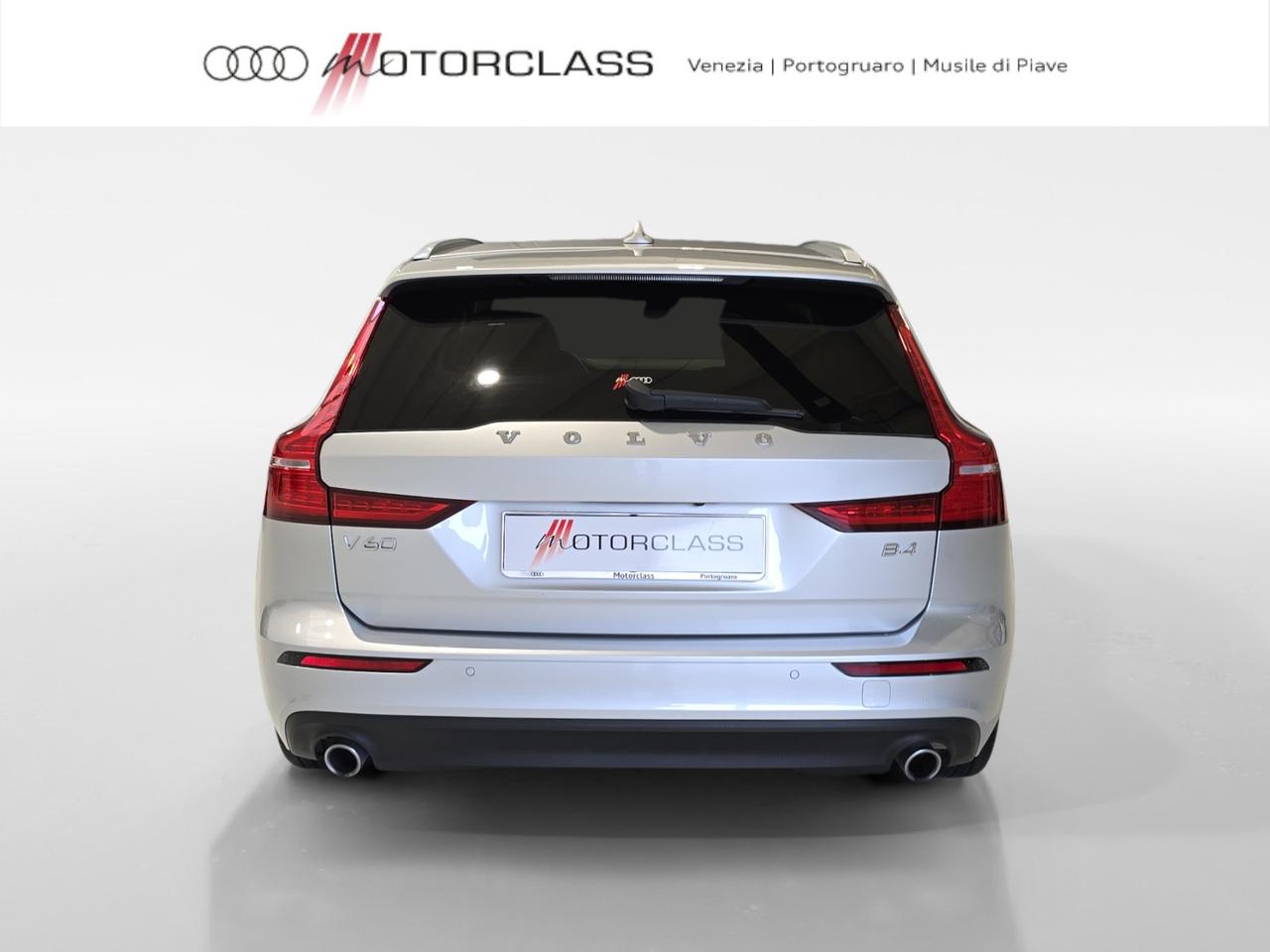 Volvo V60 .0 b4 momentum business pro geartronic