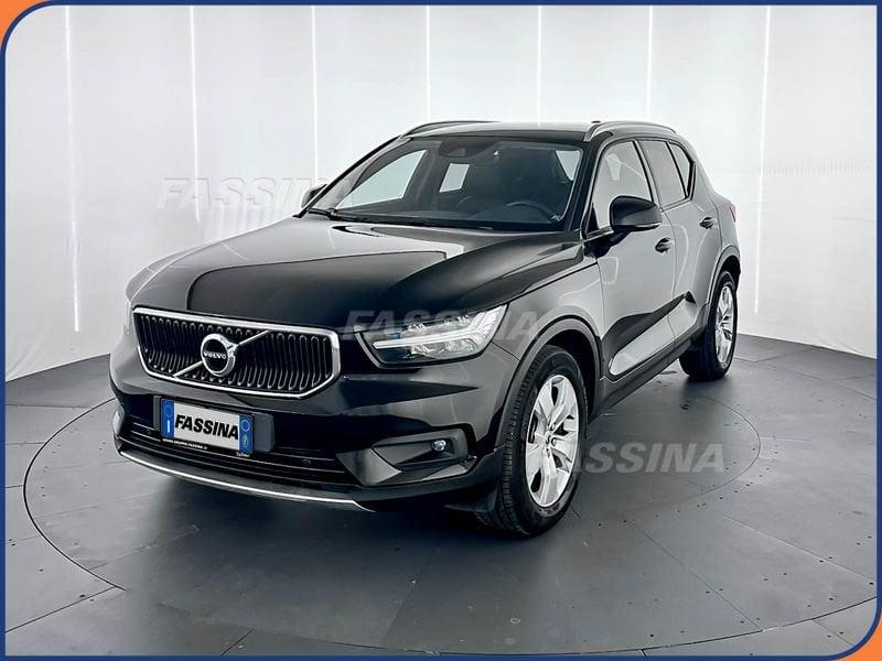 Volvo XC40 T3 Momentum 163cv