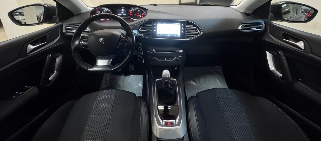 Peugeot 308 BlueHDi 130 S&S SW Allure