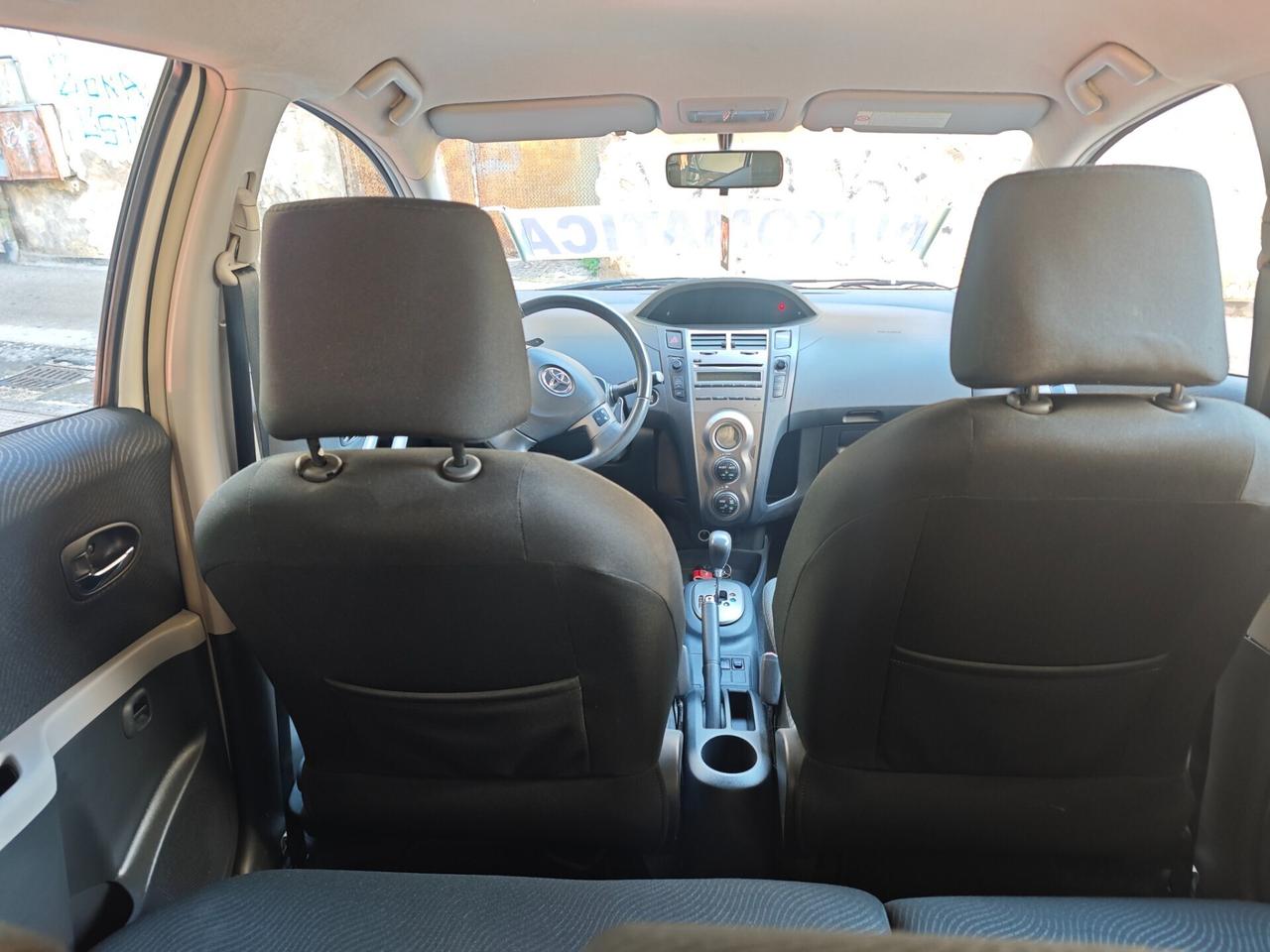 Toyota Yaris 1.3 5 porte M-MT Sol