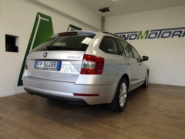 SKODA Octavia 2.0 TDI CR 4x4 DSG Wagon Ambition