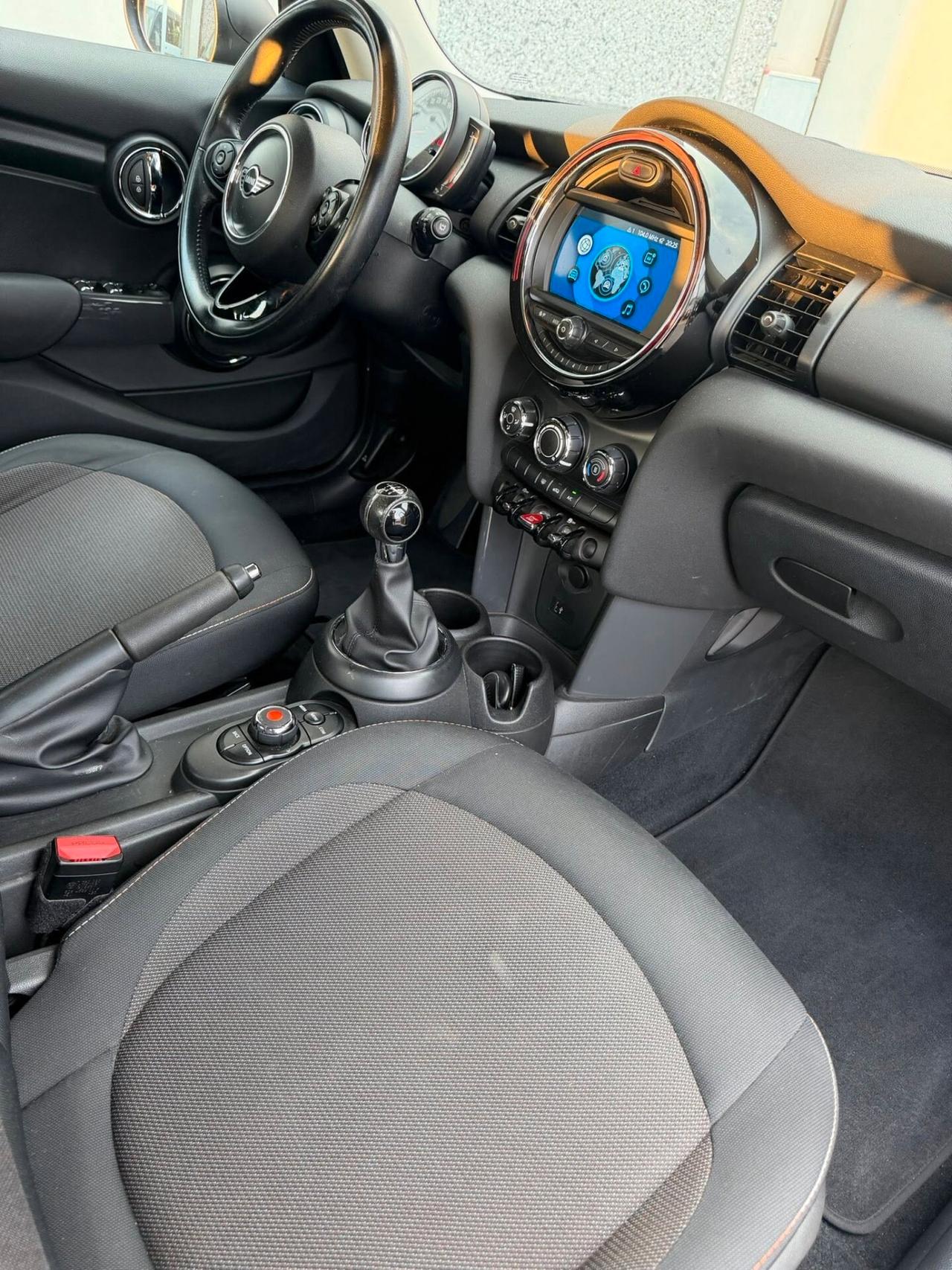 Mini 1.5 Cooper D Baker Street