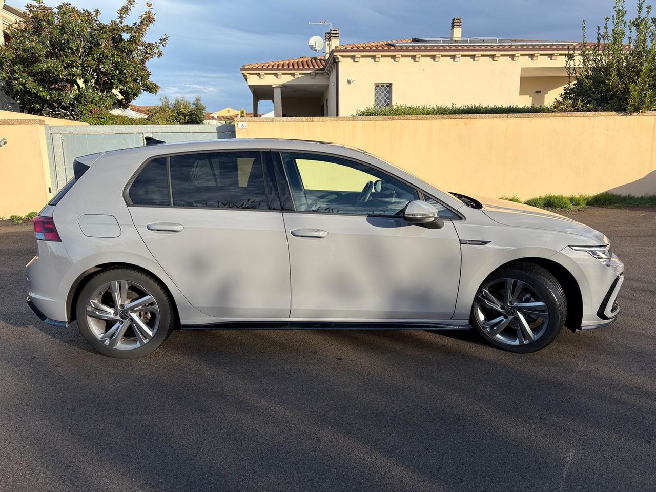 Volkswagen Golf 2.0 TDI R Line #7276