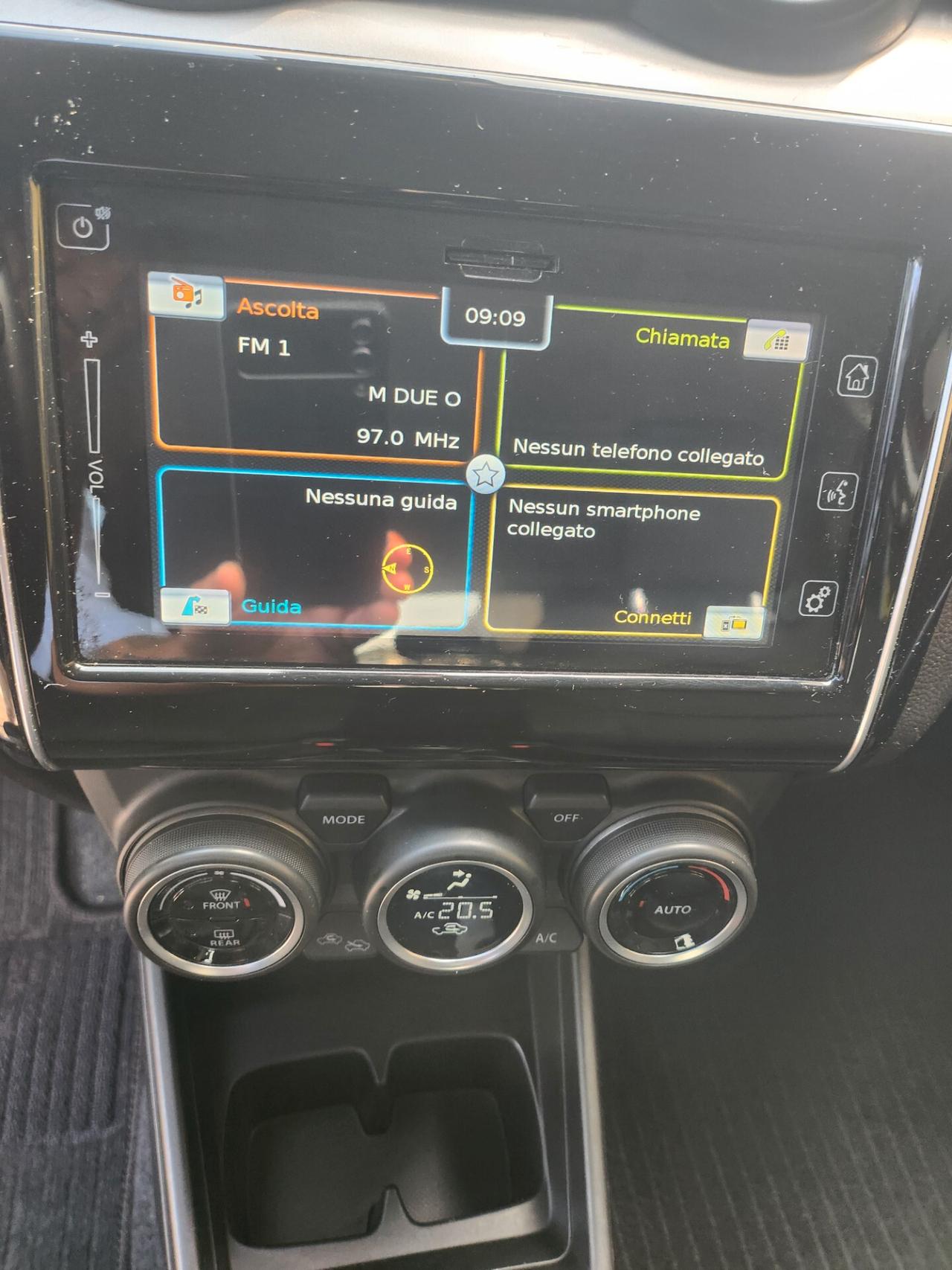 Suzuki Swift 1.2 Hybrid Top