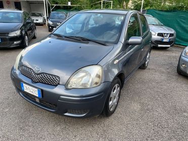 Toyota Yaris 1.0i 16V cat 5 porte