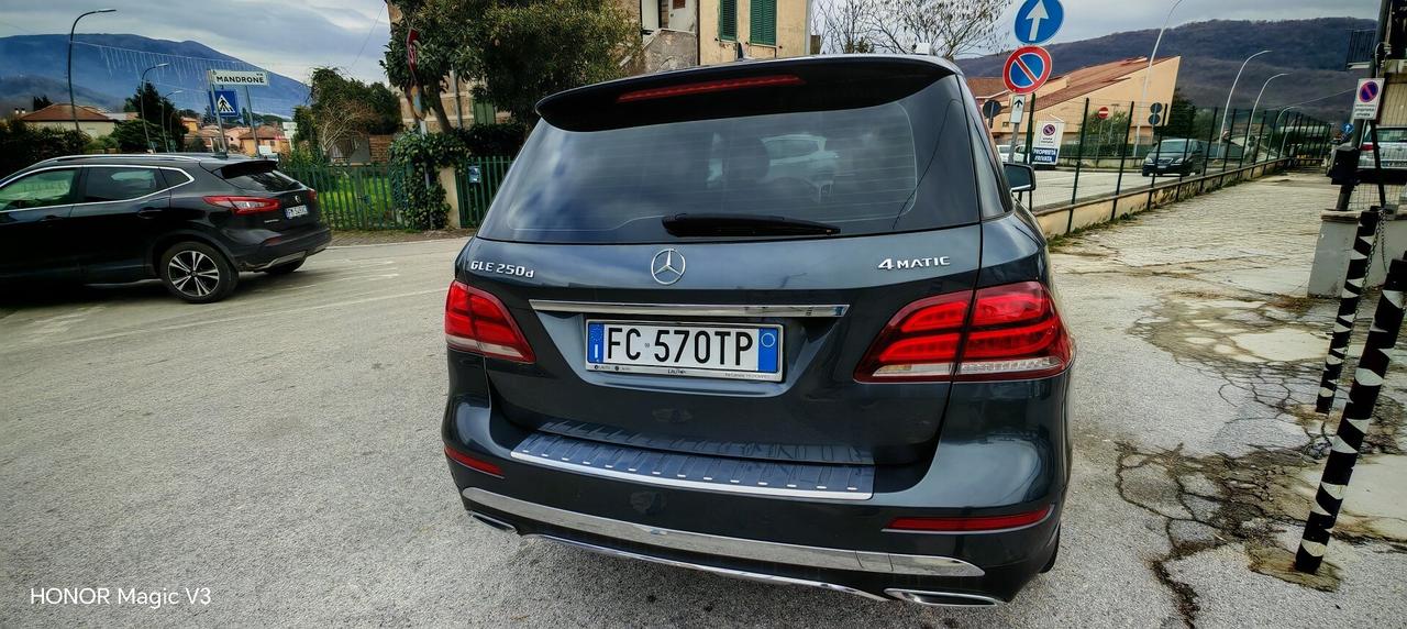 MERCEDES BENZ GLE 250D TETTO PELLE NAVI
