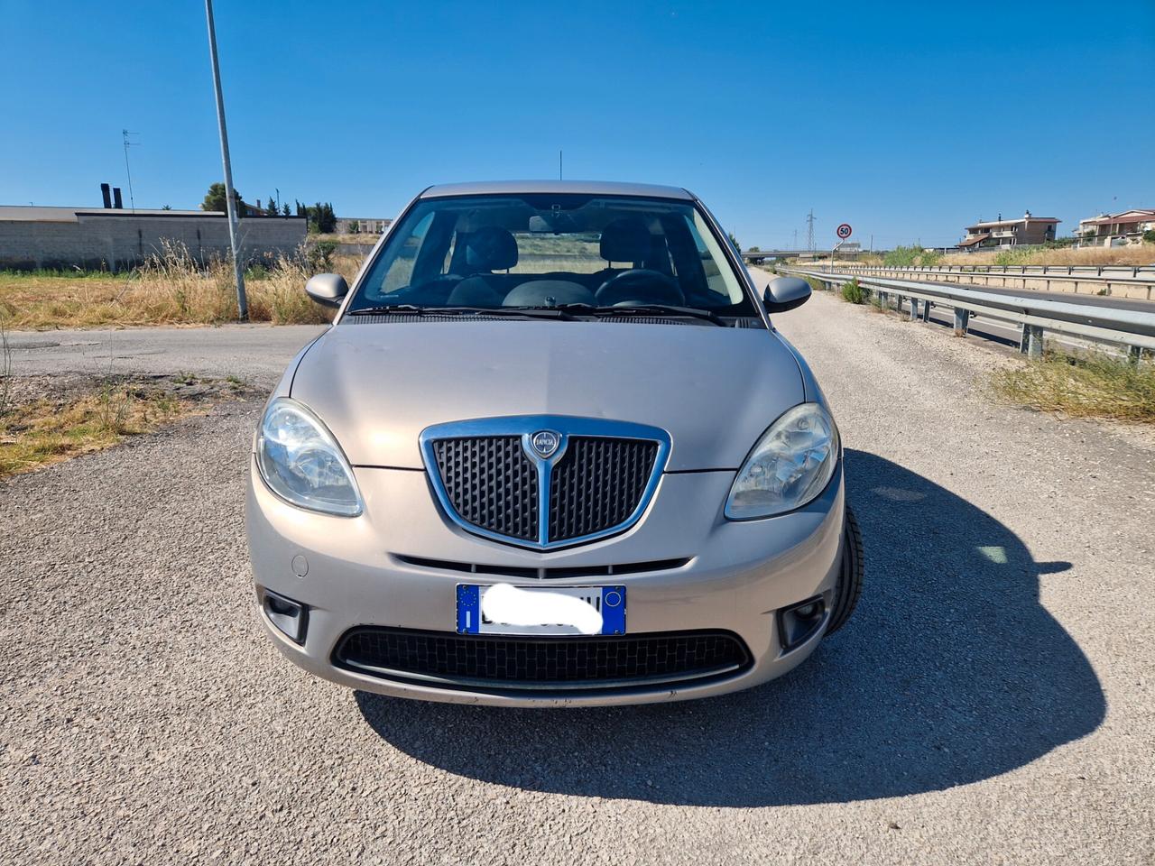 Lancia Ypsilon 1.2 Argento