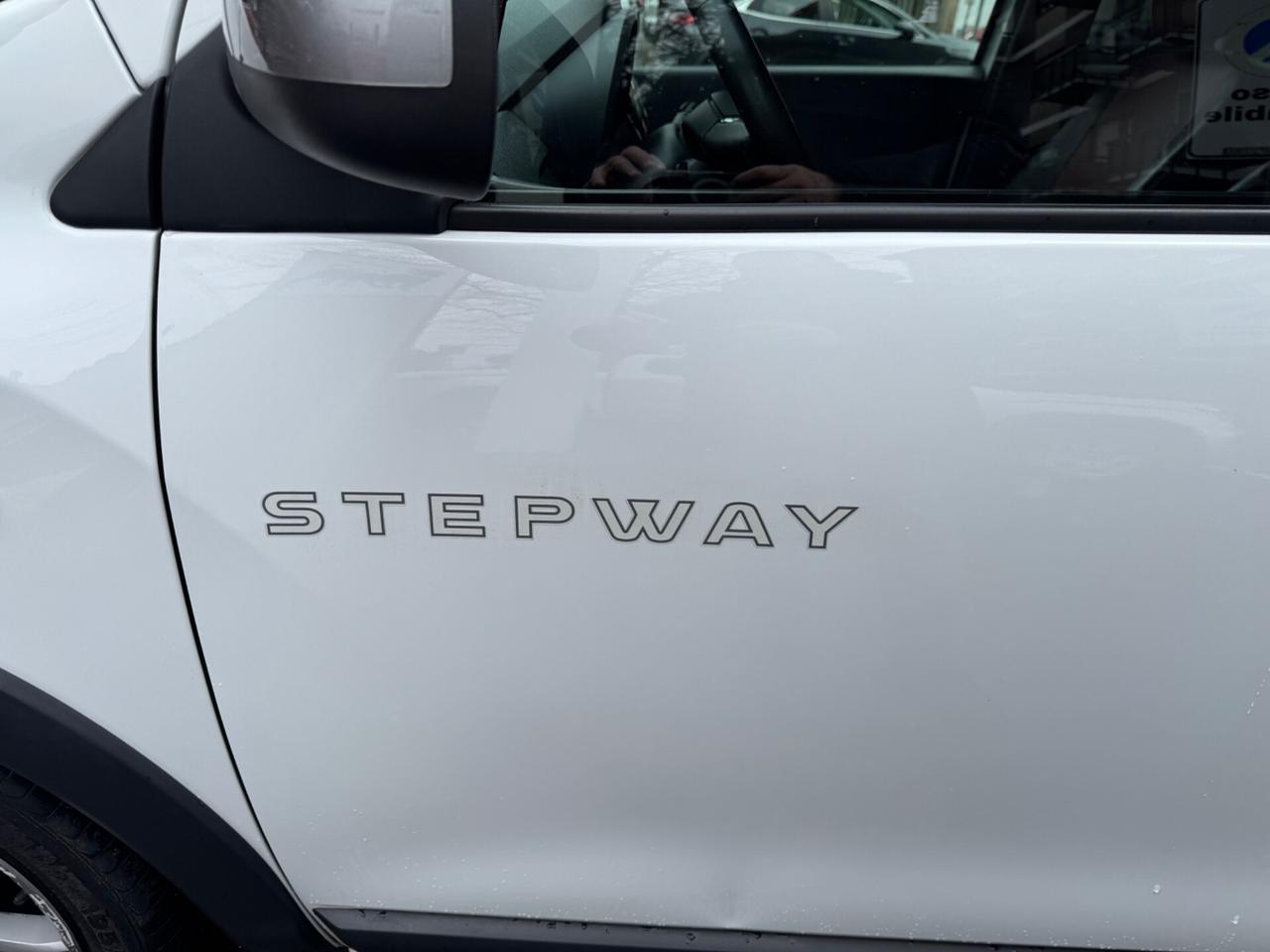 Dacia Lodgy ioni veicolo Tipo: Autoveicolo/Altro GL482YC Condividi Scheda ('12'-'22') Stepway