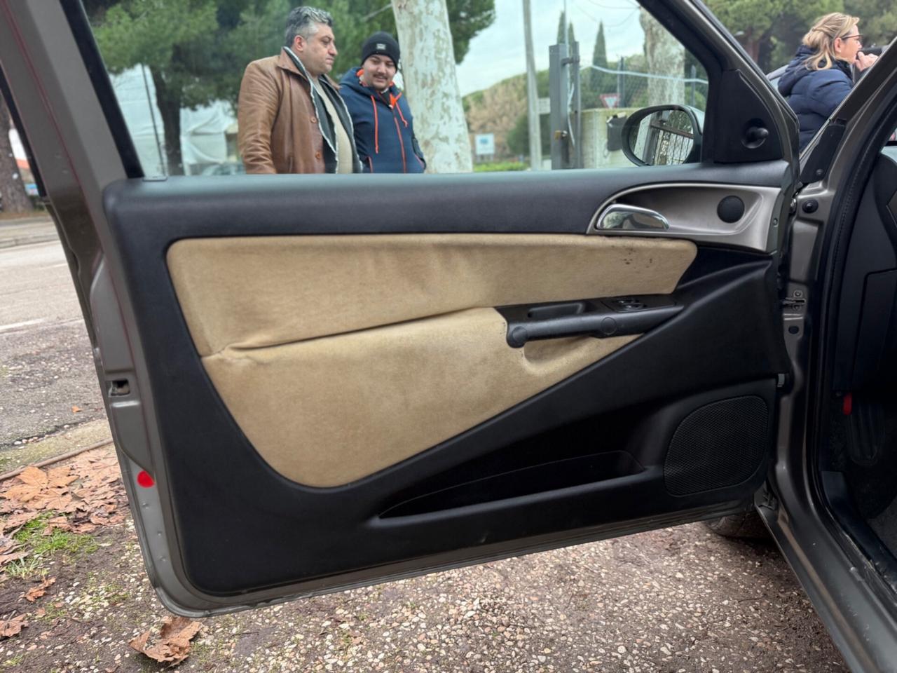 Lancia Ypsilon 1.2 16V Argento