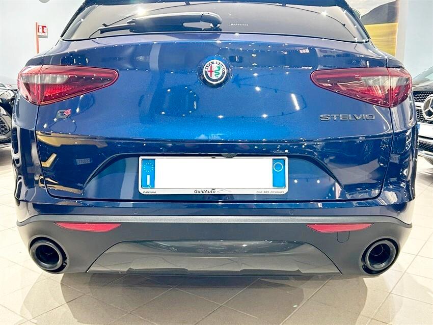 Alfa Romeo Stelvio 2.2 Turbodiesel 210 CV AT8 Q4 B-Tech