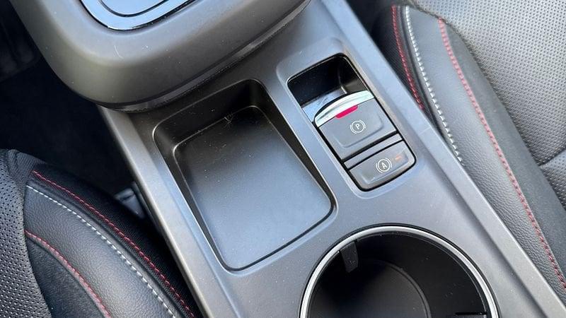 Renault Arkana 1.6 E-Tech full hybrid R.S. Line Fast Track 145cv