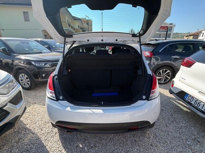 Lancia Ypsilon Ypsilon 1.2 8v Gold c/CL ecochic Gpl 69cv