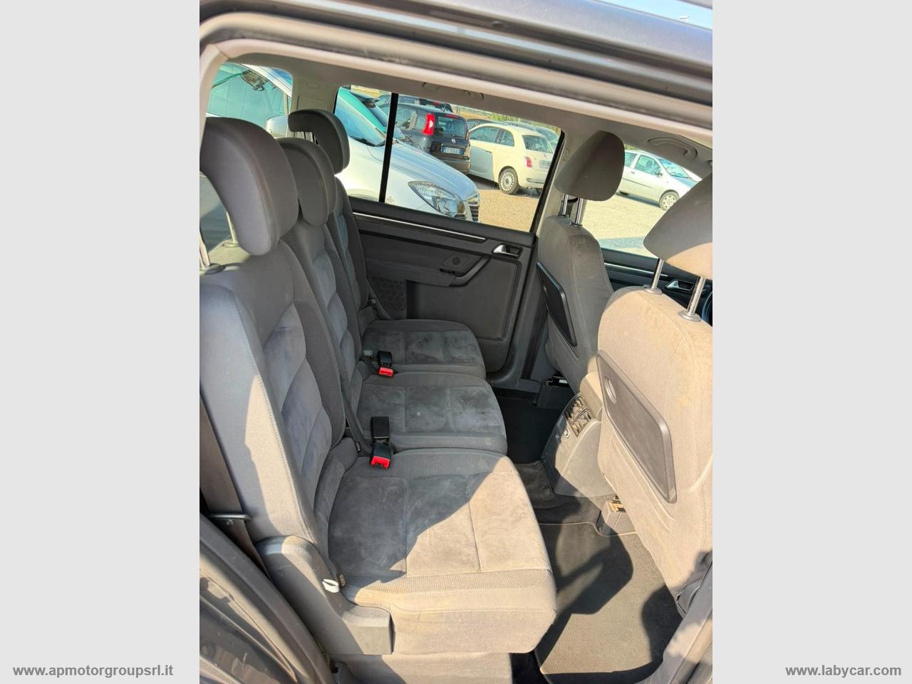 VOLKSWAGEN Touran 1.4 TSI DSG Highline EcoFuel
