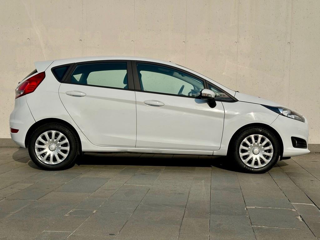 Ford Fiesta 1.4 5 porte GPL unico proprietario