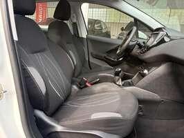 Peugeot 208 PureTech 82 5 porte Allure