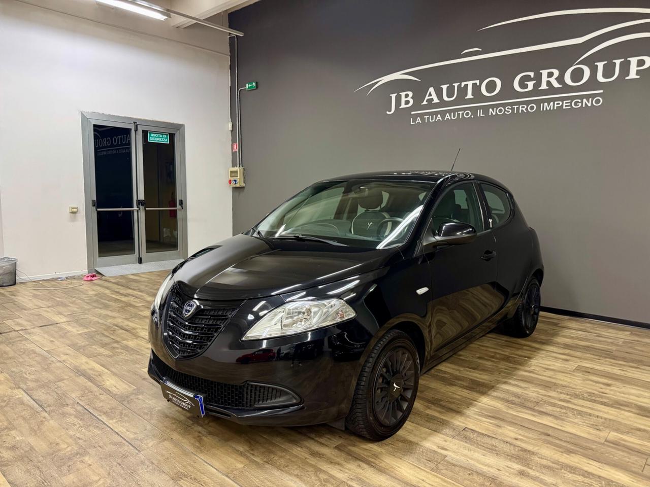 Lancia Ypsilon GPL Ecochic Gold