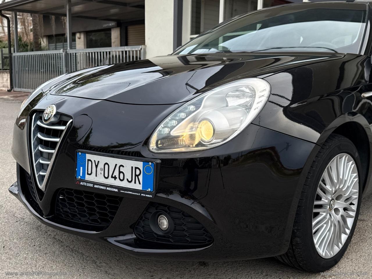 ALFA ROMEO Giulietta 1.6 JTDm-2 105 CV Distinctive