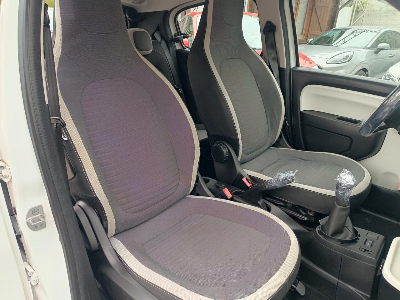 Renault Twingo SCe Lovely