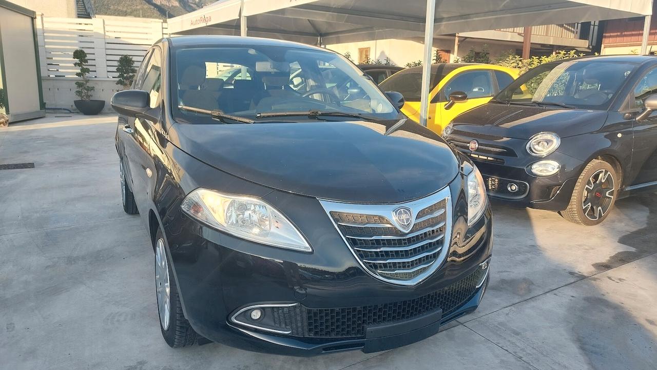 Lancia Ypsilon 1.2 69 CV 5 porte 2014