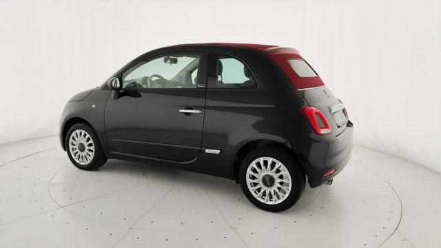 FIAT 500C 1.0 Hybrid Lounge