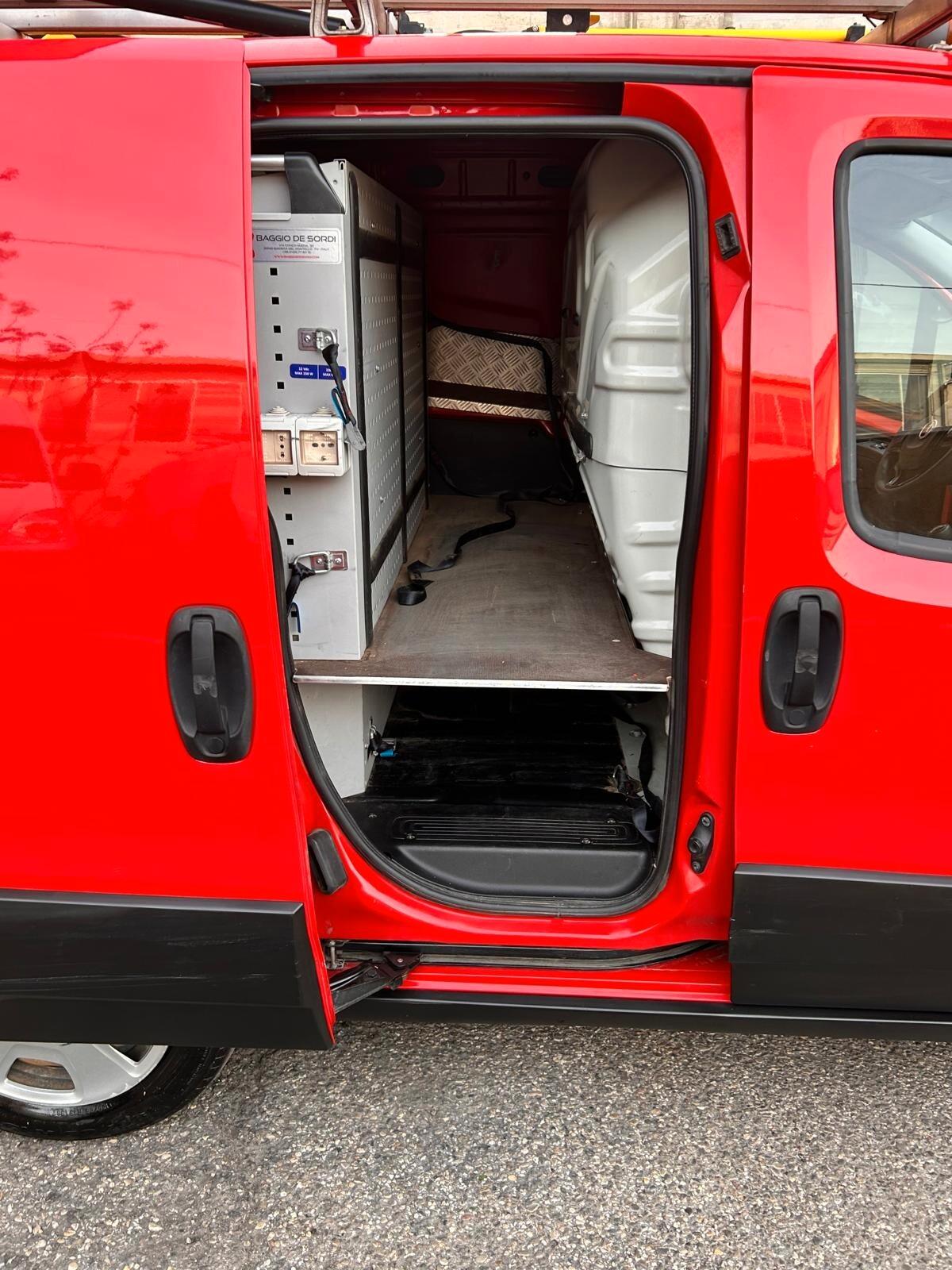 Fiat Fiorino 1.3 MJT 95CV Cargo Adventure