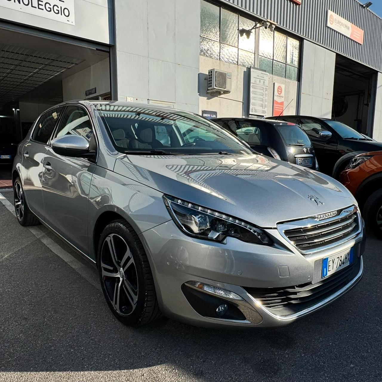 Peugeot 308 1.6 e-HDi 115 CV Stop&Start Allure