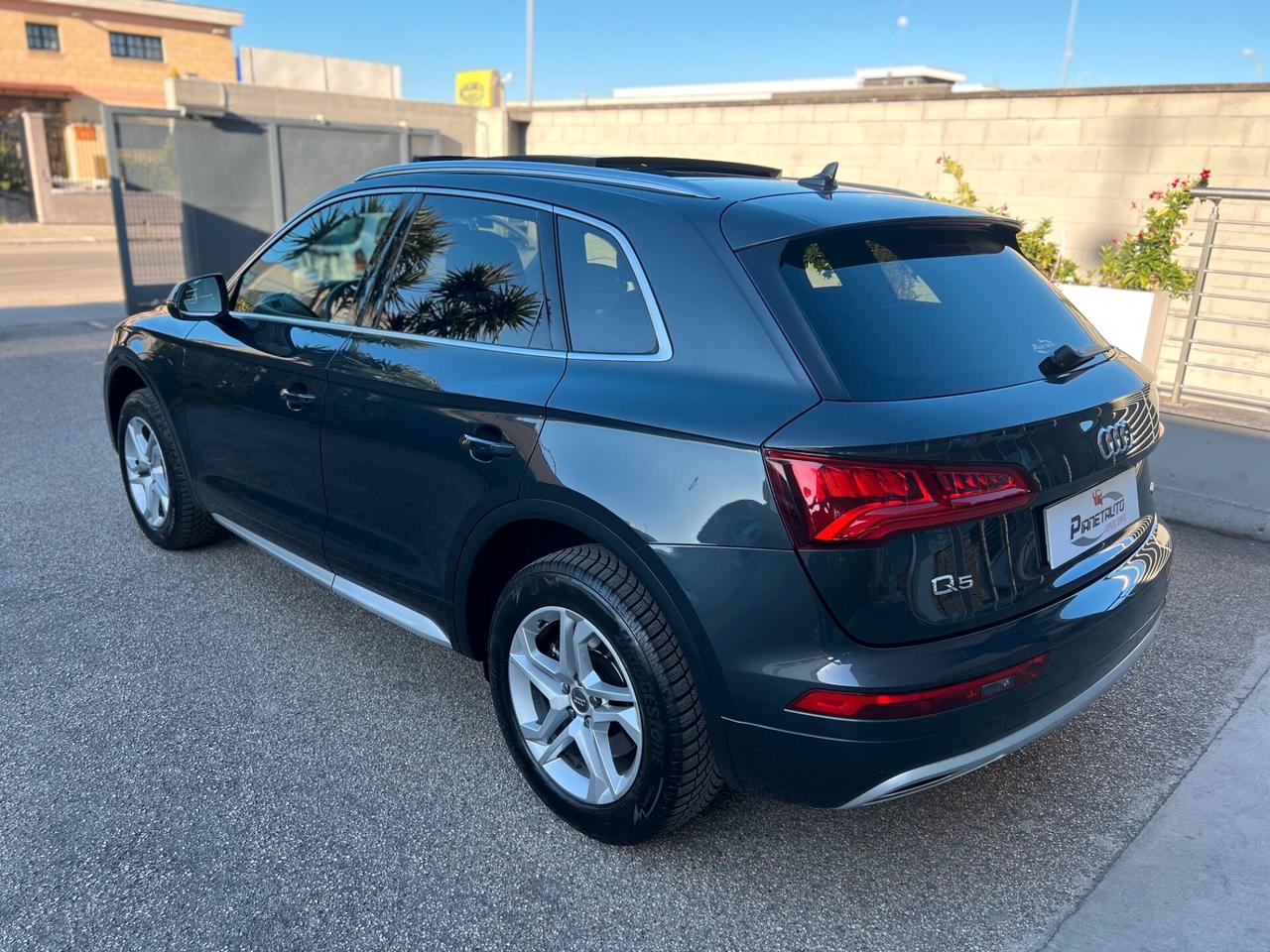 Audi Q5 40 2.0 tdi 205CV mhev Business quattro s-tronic