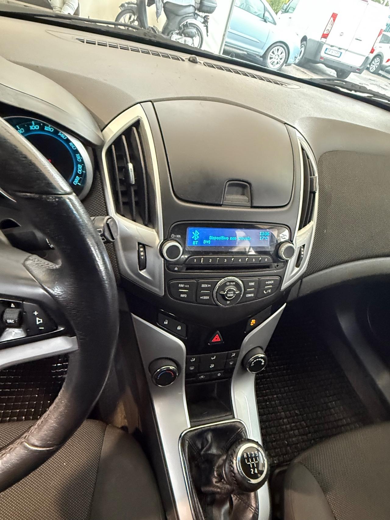 Chevrolet Cruze 1.6 Station Wagon LT