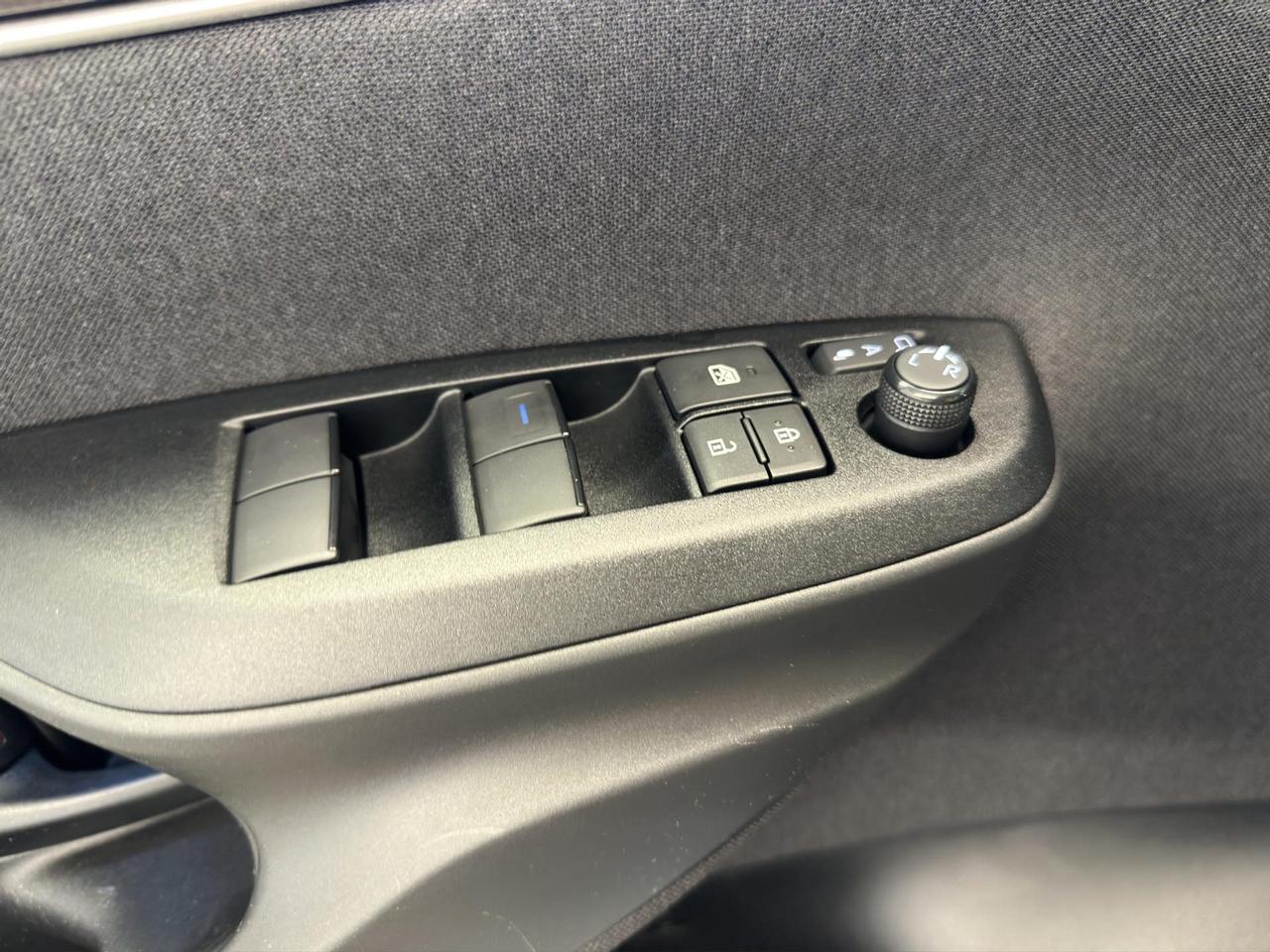 Toyota Yaris Cross 1.5h Lounge fwd 116cv e-cvt