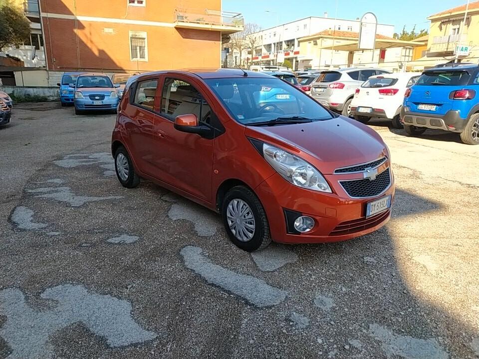 Chevrolet Spark 1.0 5porte Neopatentati