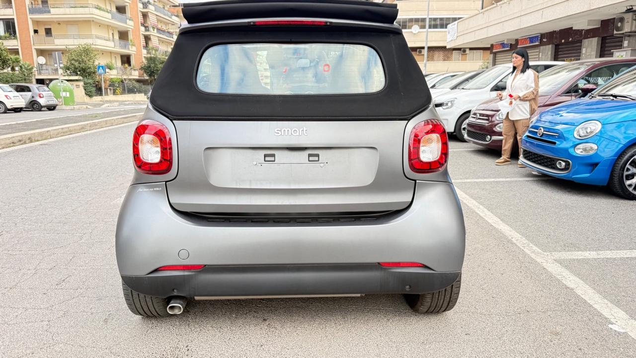 Smart ForTwo 70 1.0 twinamic cabrio Passion LED PDC BLUETOOTH CERCHI 16 PACK SPORT PDC