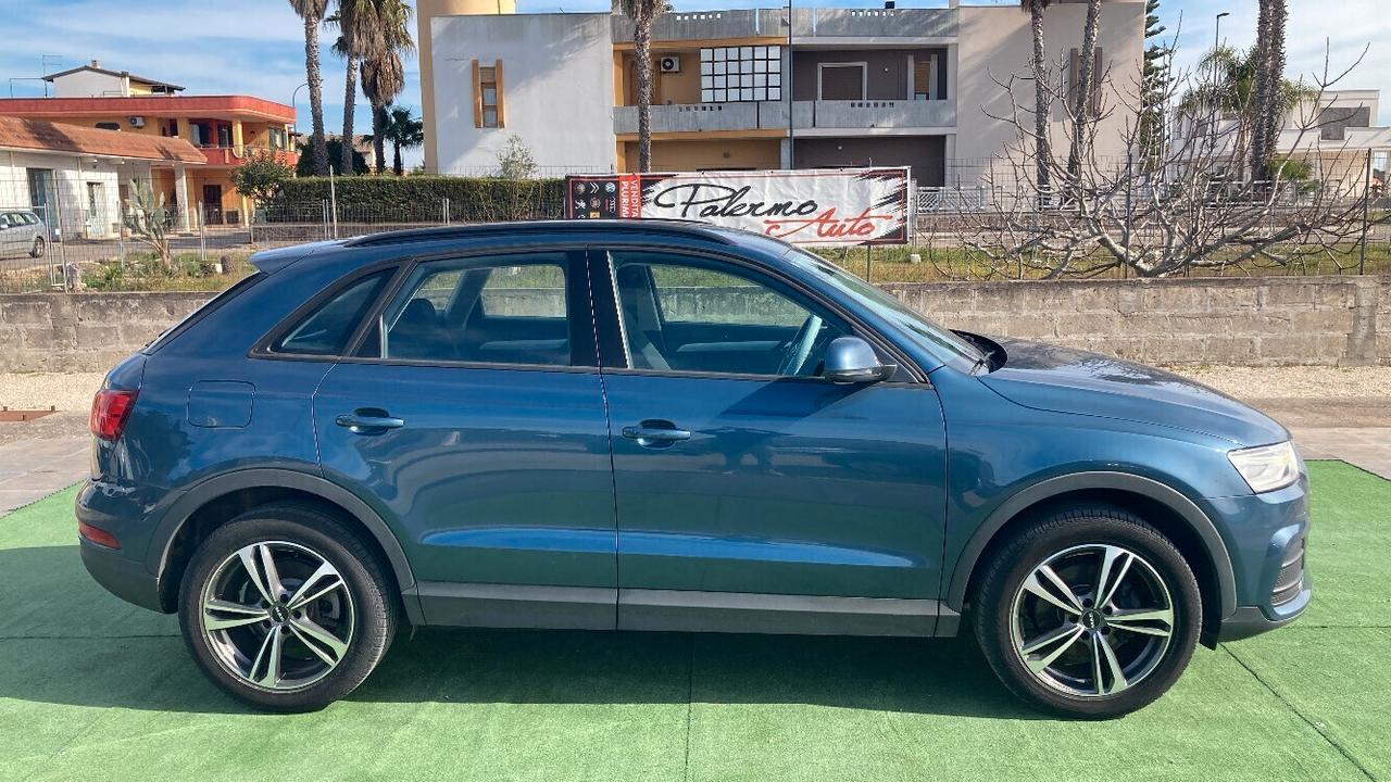 Audi Q3 2.0 TDI 150 CV BUSINESS