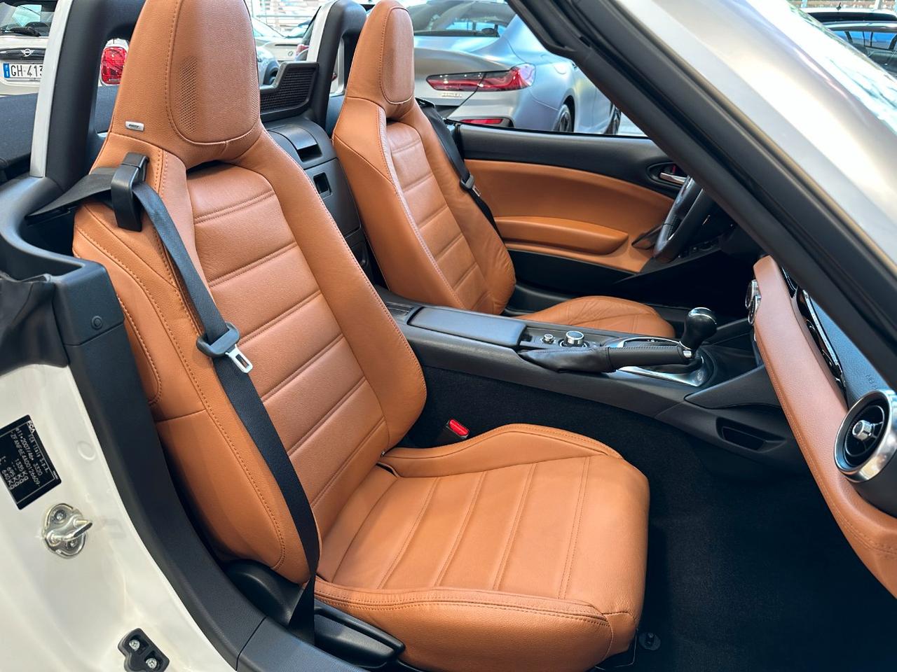 Fiat 124 Spider 1.4 m-air Lusso auto-LED-17"-Bose-Pelle-Keyless