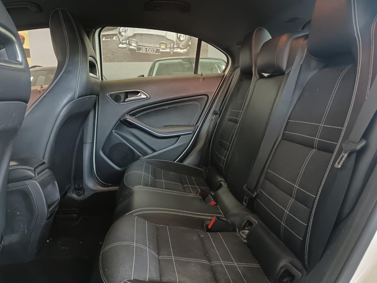 Mercedes-Benz A 180 Diesel Manuale