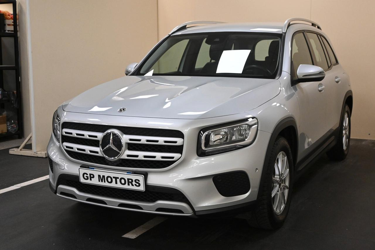 MERCEDES GLB (X247) GLB 200 d Automati...