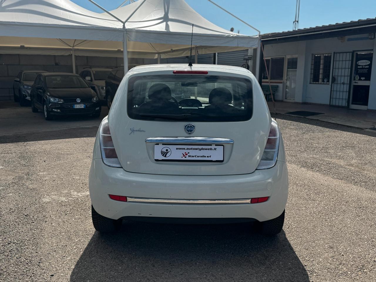 Lancia Ypsilon 1.3 MJT 75 CV - 2011