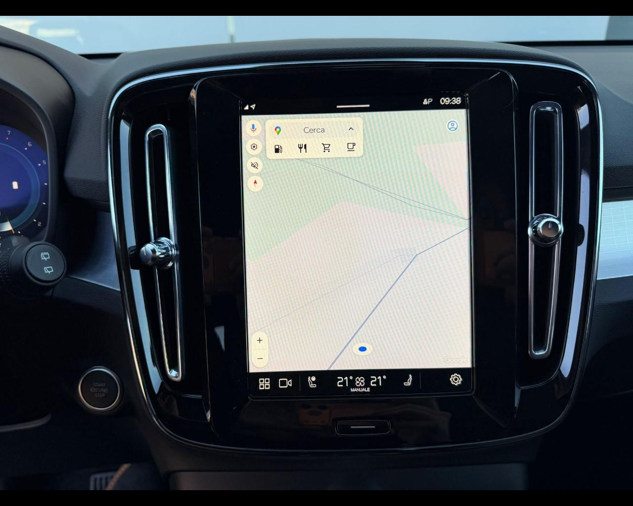 VOLVO XC40 B3 CORE AUTO