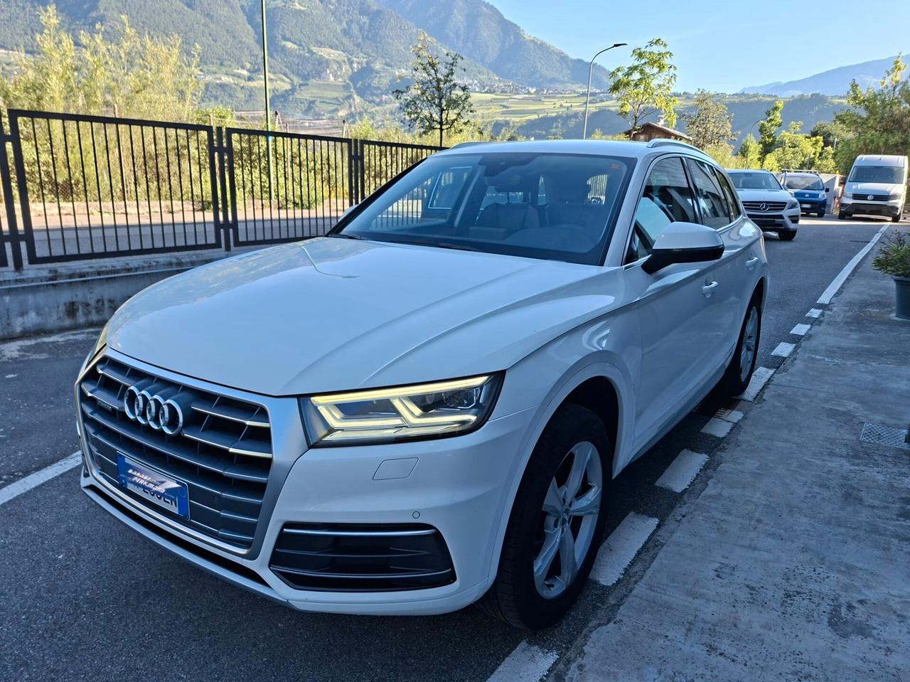 Audi Q5 2.0 TDI quattro S tronic Business