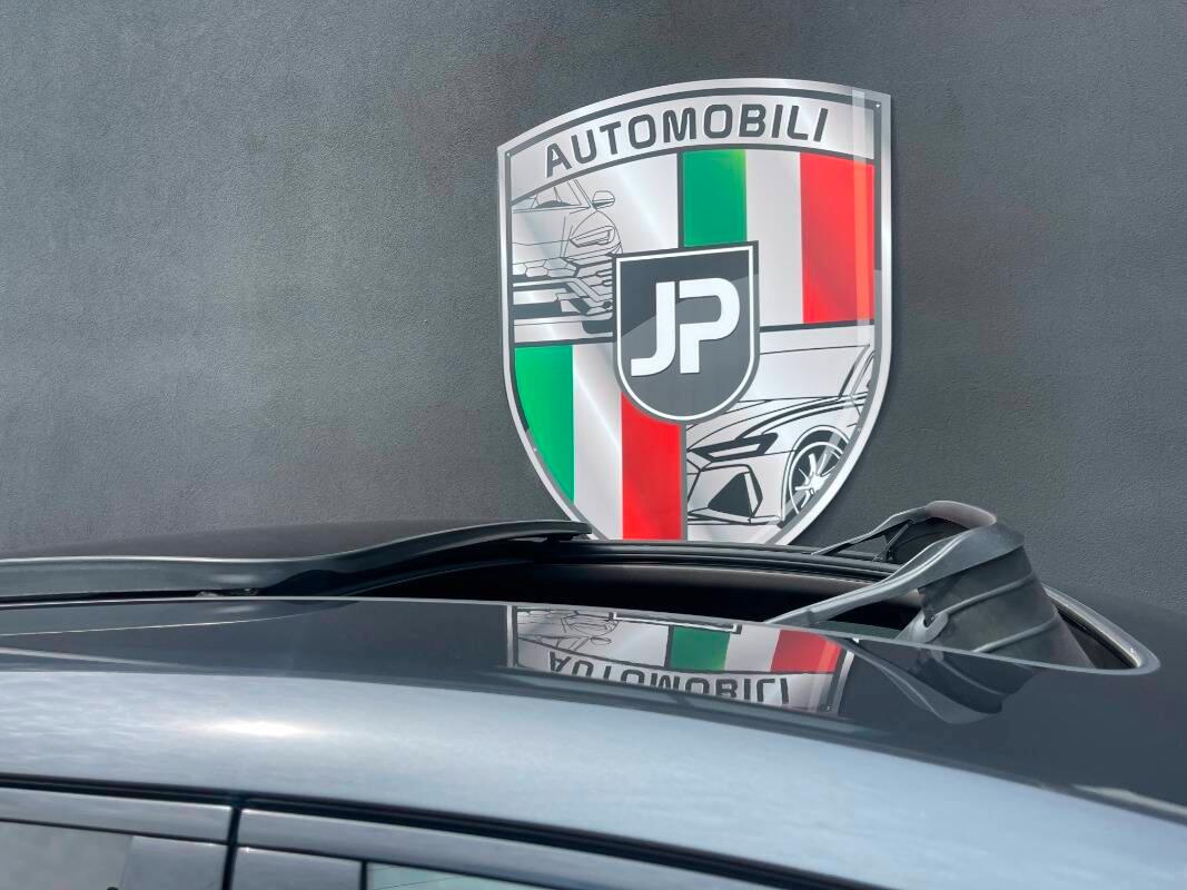 Porsche Macan 2.0 245cv RESTYLING pdk CHRONO PANORAMICO PASM