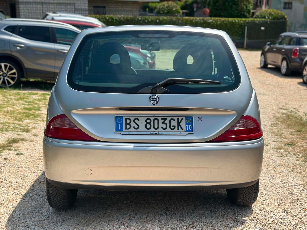 Lancia YPSILON 1.2 KMCERT NEOPAT
